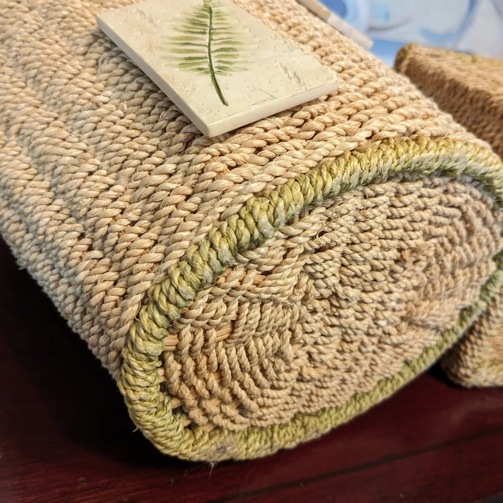 Woven Wicker Trash Can & Tall Tissue Box Cover Bohemian EUC Floral Tiles 2 Pcs